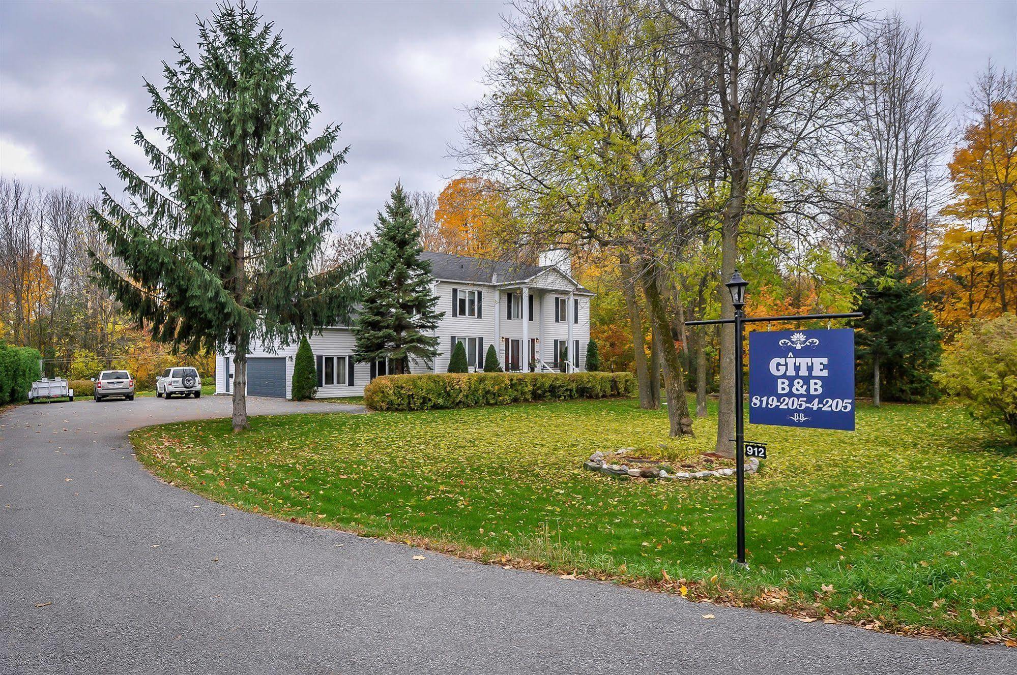 La Villa Rivermead Gatineau Exterior foto